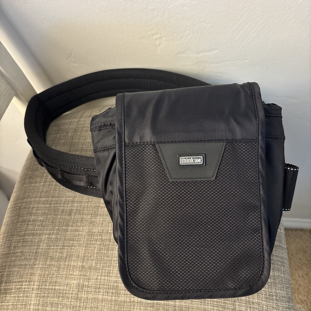 Think Tank Pro Camera Speed Belt L and Speed Changer V3.0 bag